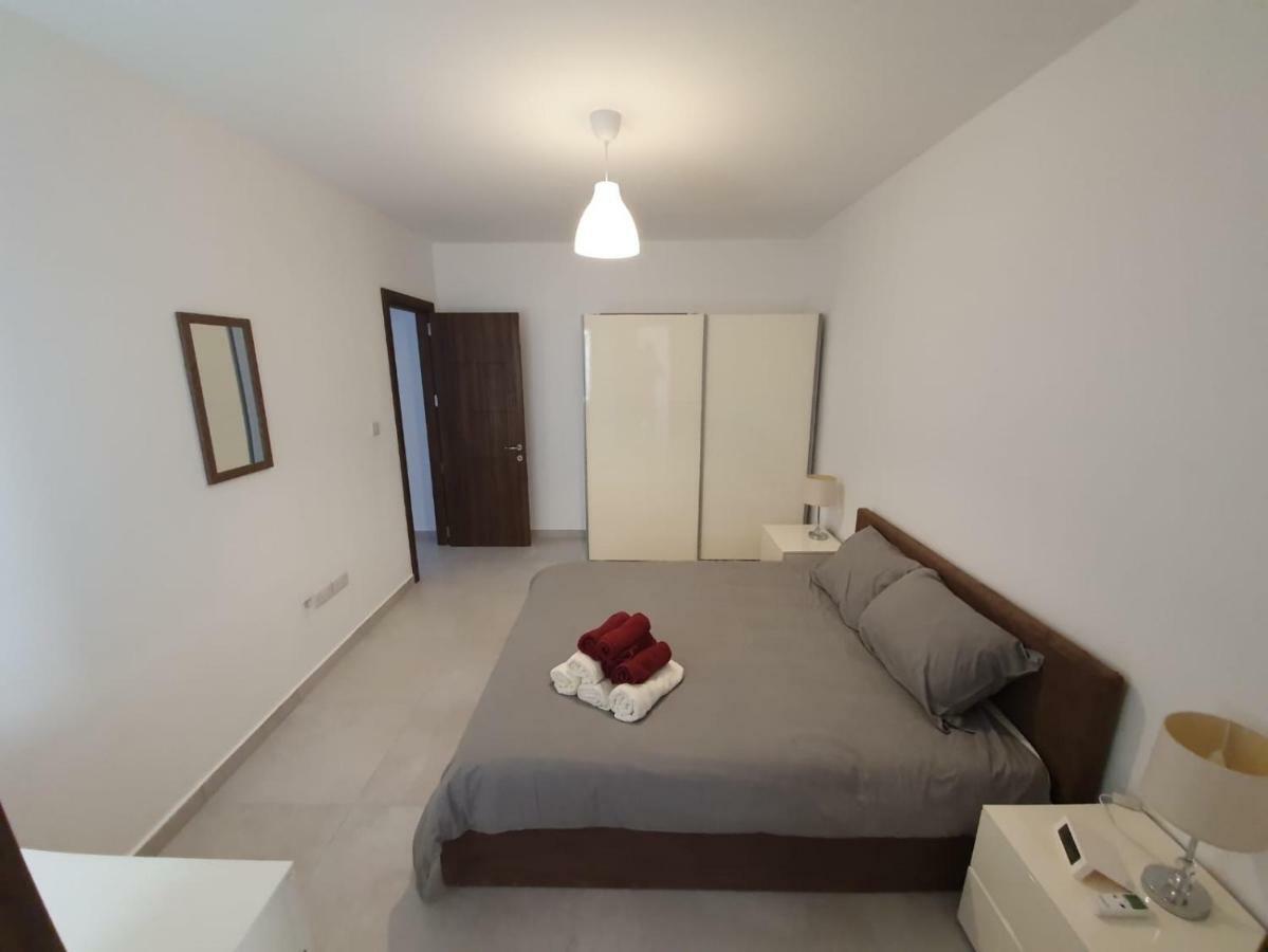 Qawra Modern 1 Bedroom Penthouse San Pawl il-Baħar Zewnętrze zdjęcie