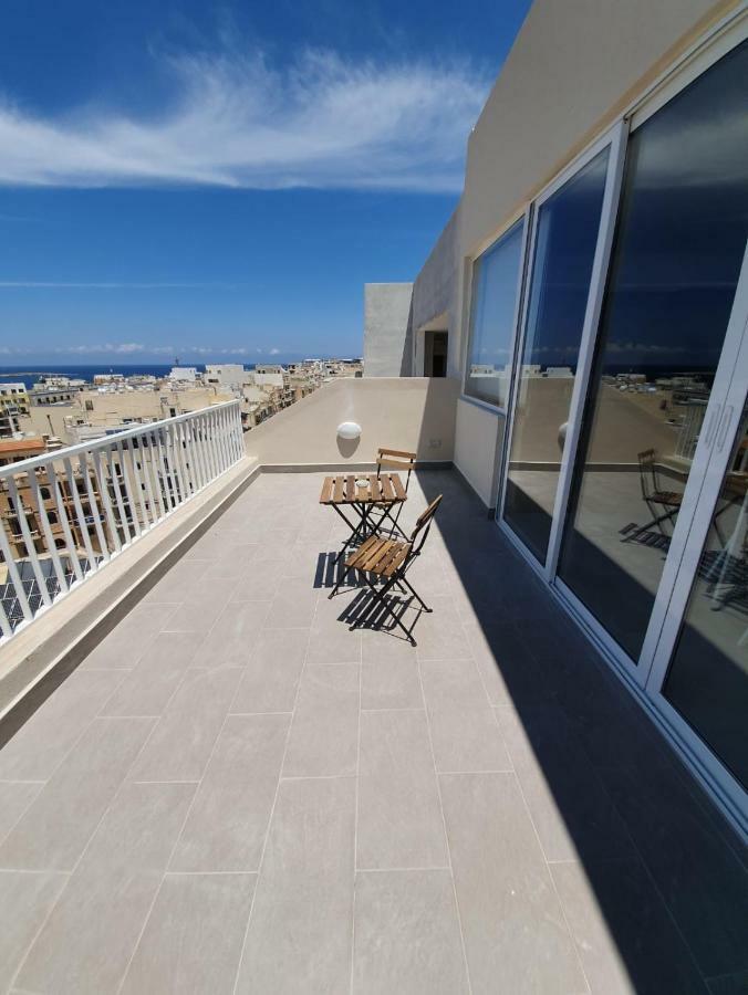 Qawra Modern 1 Bedroom Penthouse San Pawl il-Baħar Zewnętrze zdjęcie