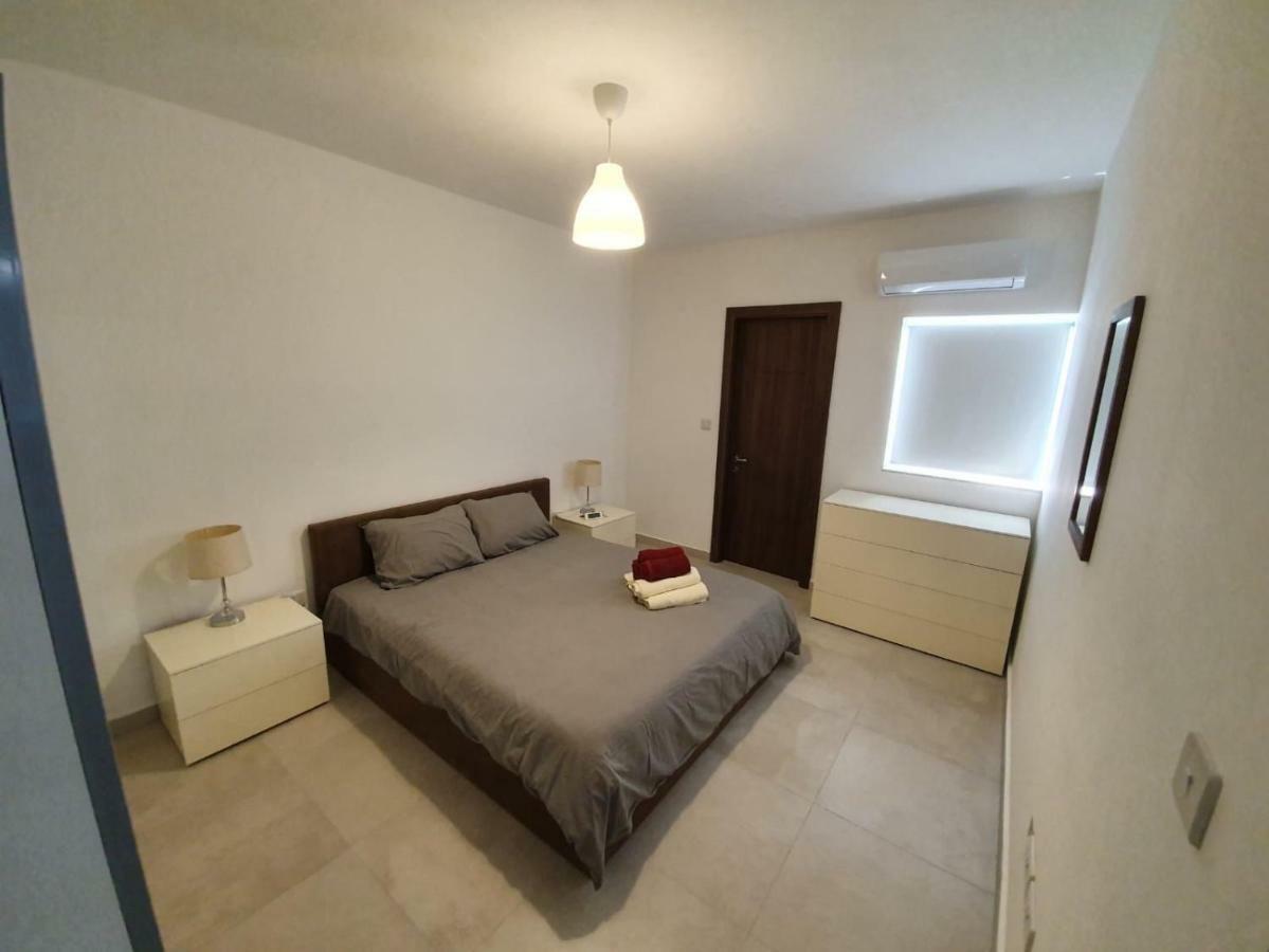 Qawra Modern 1 Bedroom Penthouse San Pawl il-Baħar Zewnętrze zdjęcie